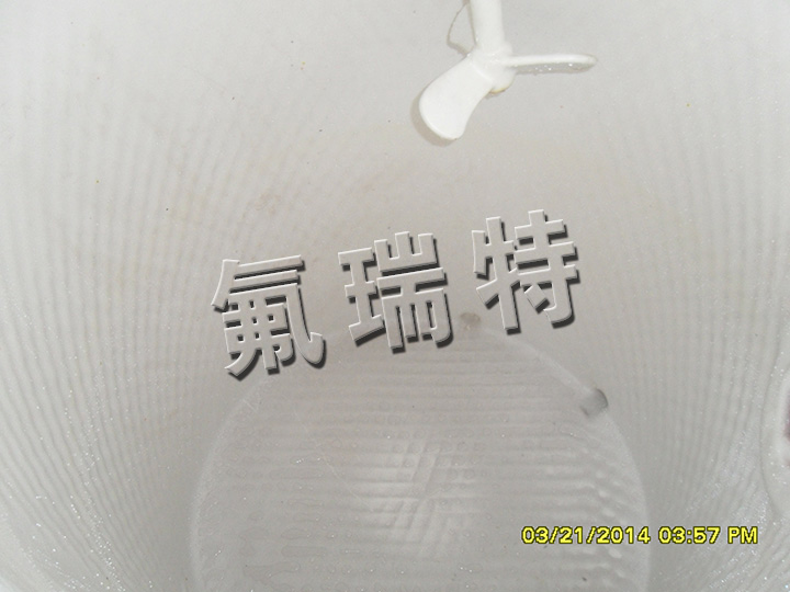 鋼襯塑儲罐、反應釜