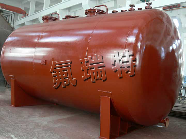 鋼襯塑儲(chǔ)罐、反應(yīng)釜